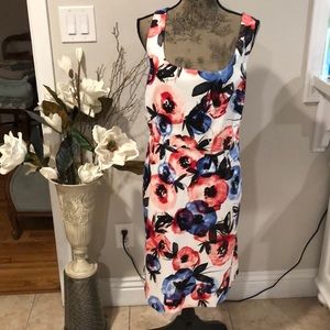 White Dress with flowers, perfect for Spring!